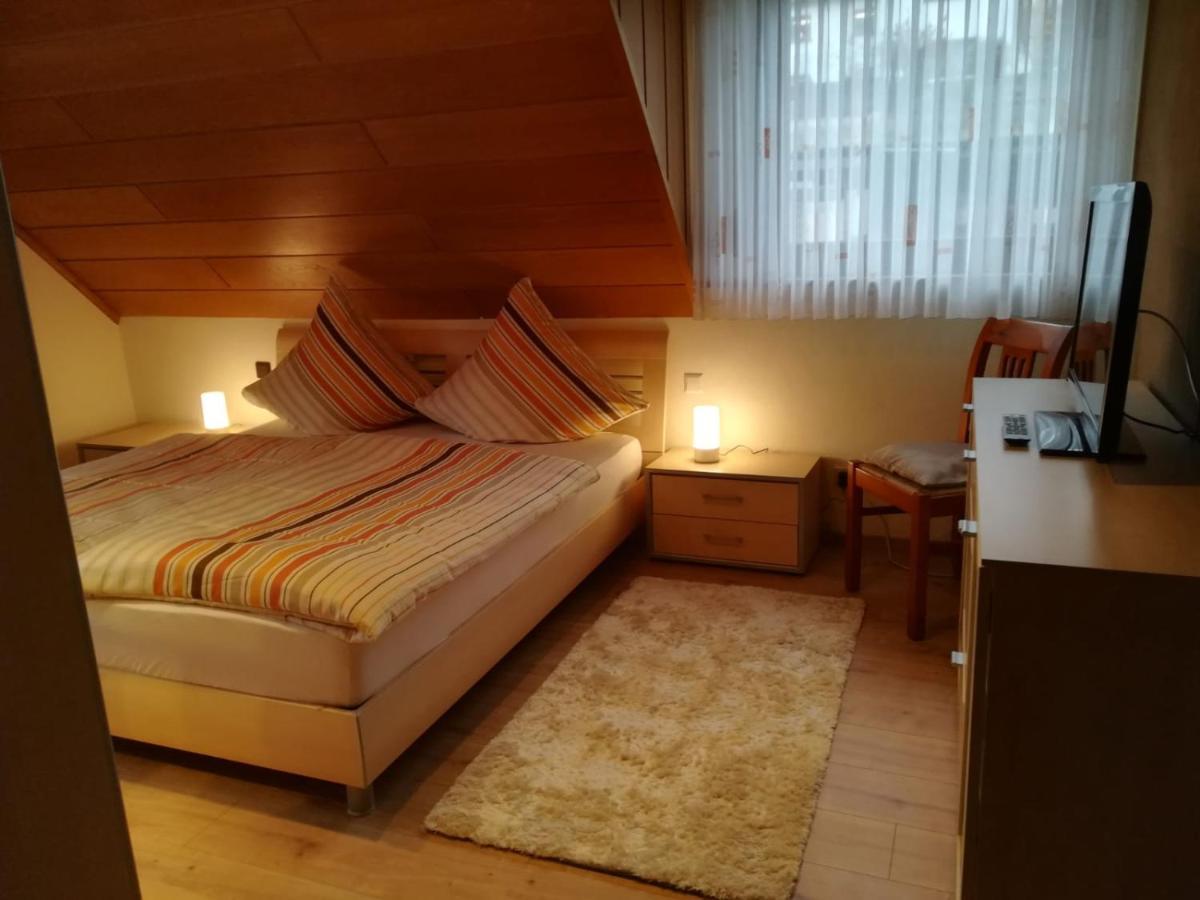 Ferienwohnung Unter Dem Schild Oberfell Exteriér fotografie
